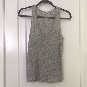 Heather gray tissue tank